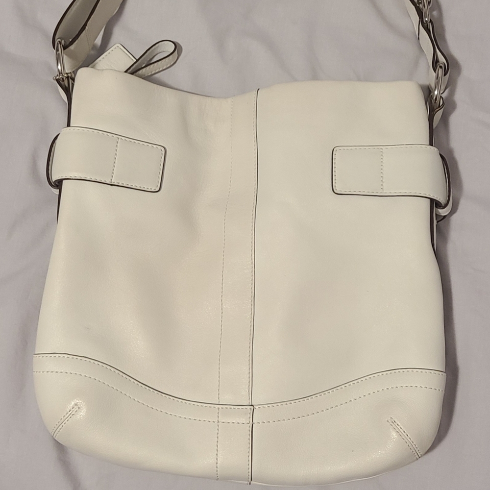 White Coach Shoulder Bag - Picture 3 of 9